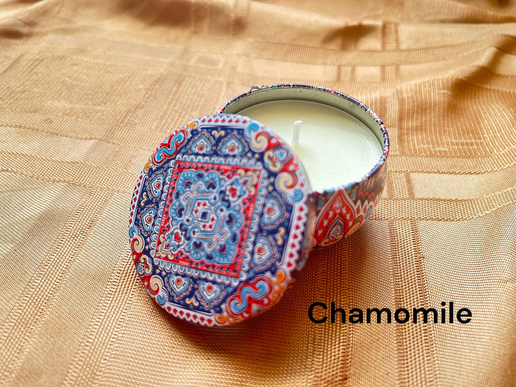 Chamomile scented mosaic candle encassed in a stunning vibrant tin. It blends striking visual artistry with a premium fragrance experience! 